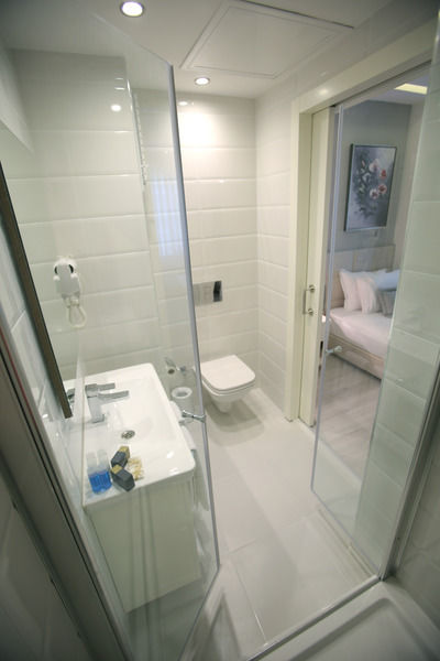 Rawda Hotel Bakirkoy Istanbul Exteriör bild